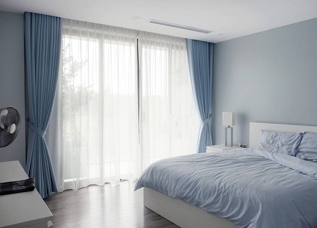 Sự kết hợp hoàn hảo giữa rèm cửa và chăn ga gối nệm